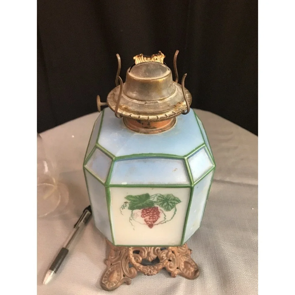 Vintage Antique Oil Lamp Lantern‎ With Hand Painted Grape Clusters Chimney